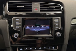 Valkoinen Volkswagen GOLF 2014 kuva 31.