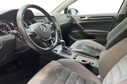 sininen Volkswagen Golf 2014 kuva 6.