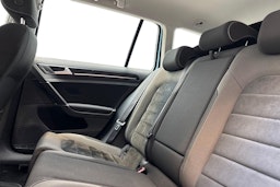 sininen Volkswagen Golf 2014 kuva 8.