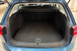 sininen Volkswagen Golf 2014 kuva 11.