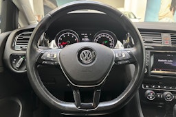 sininen Volkswagen Golf 2014 kuva 14.