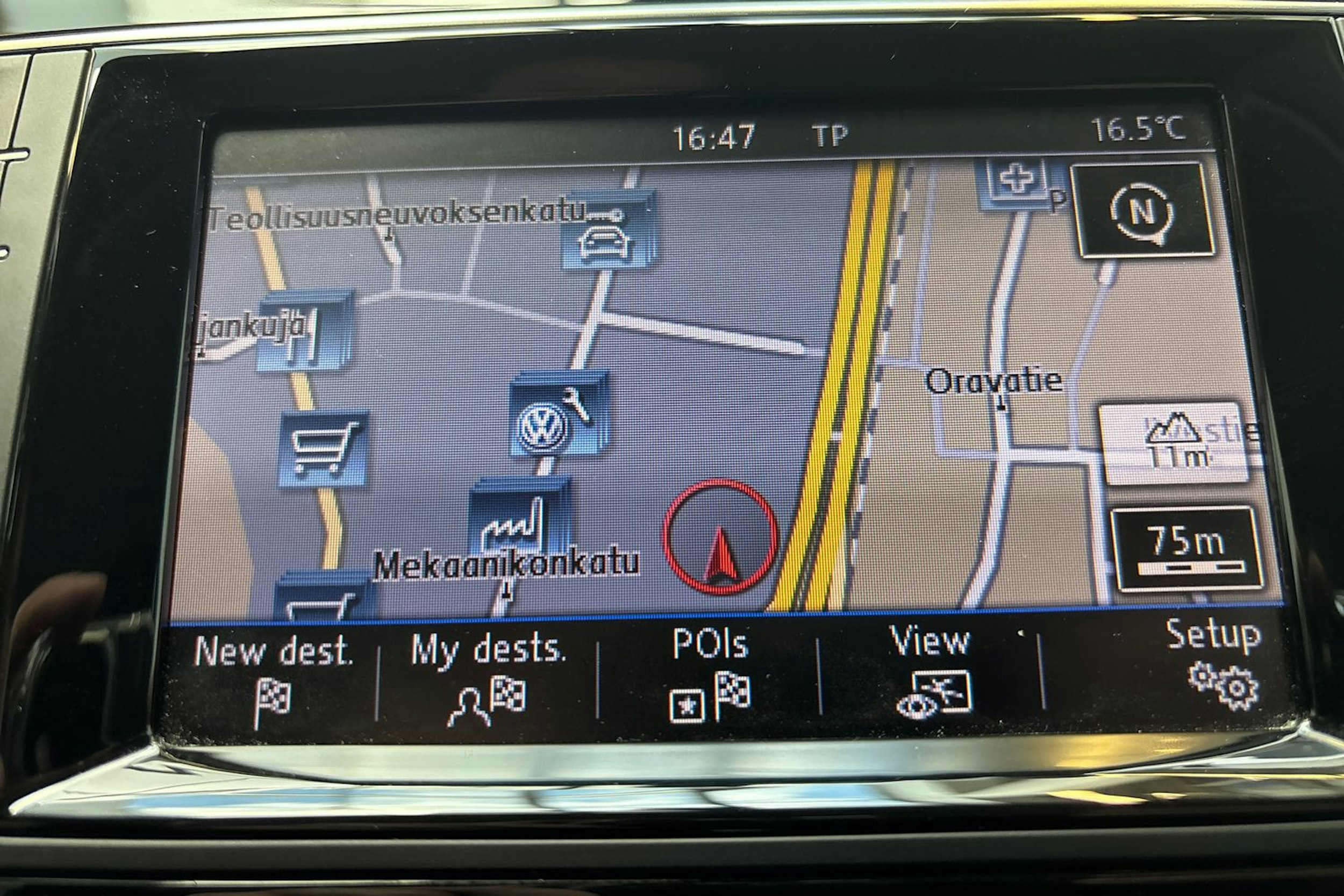 sininen Volkswagen Golf 2014 kuva 18.