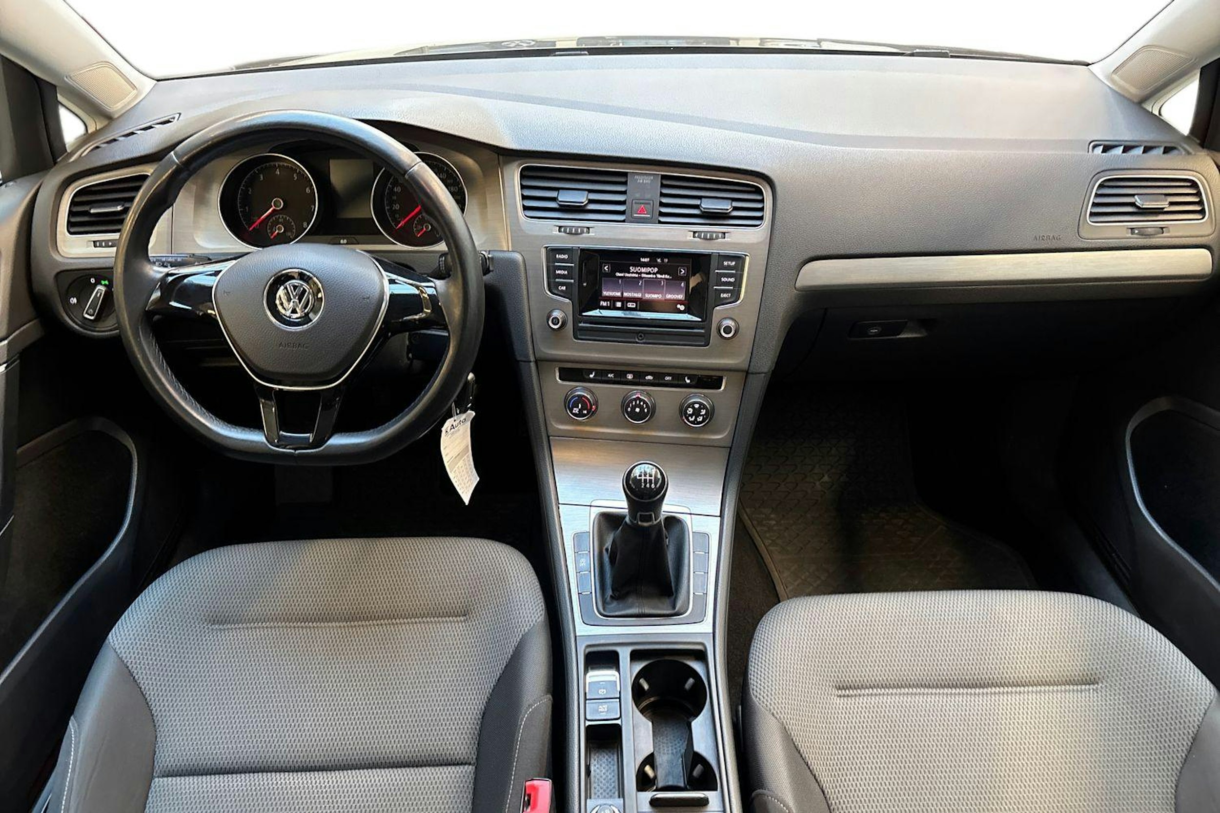met. harmaa Volkswagen Golf 2014 kuva 9.