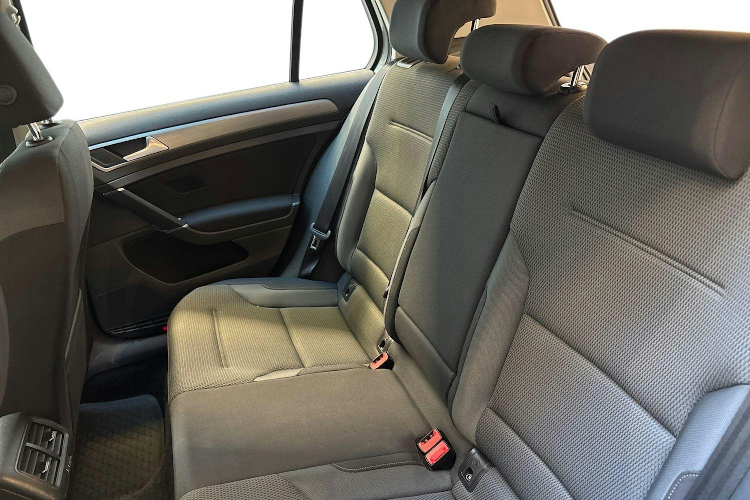 met. harmaa Volkswagen Golf 2014 kuva 10.