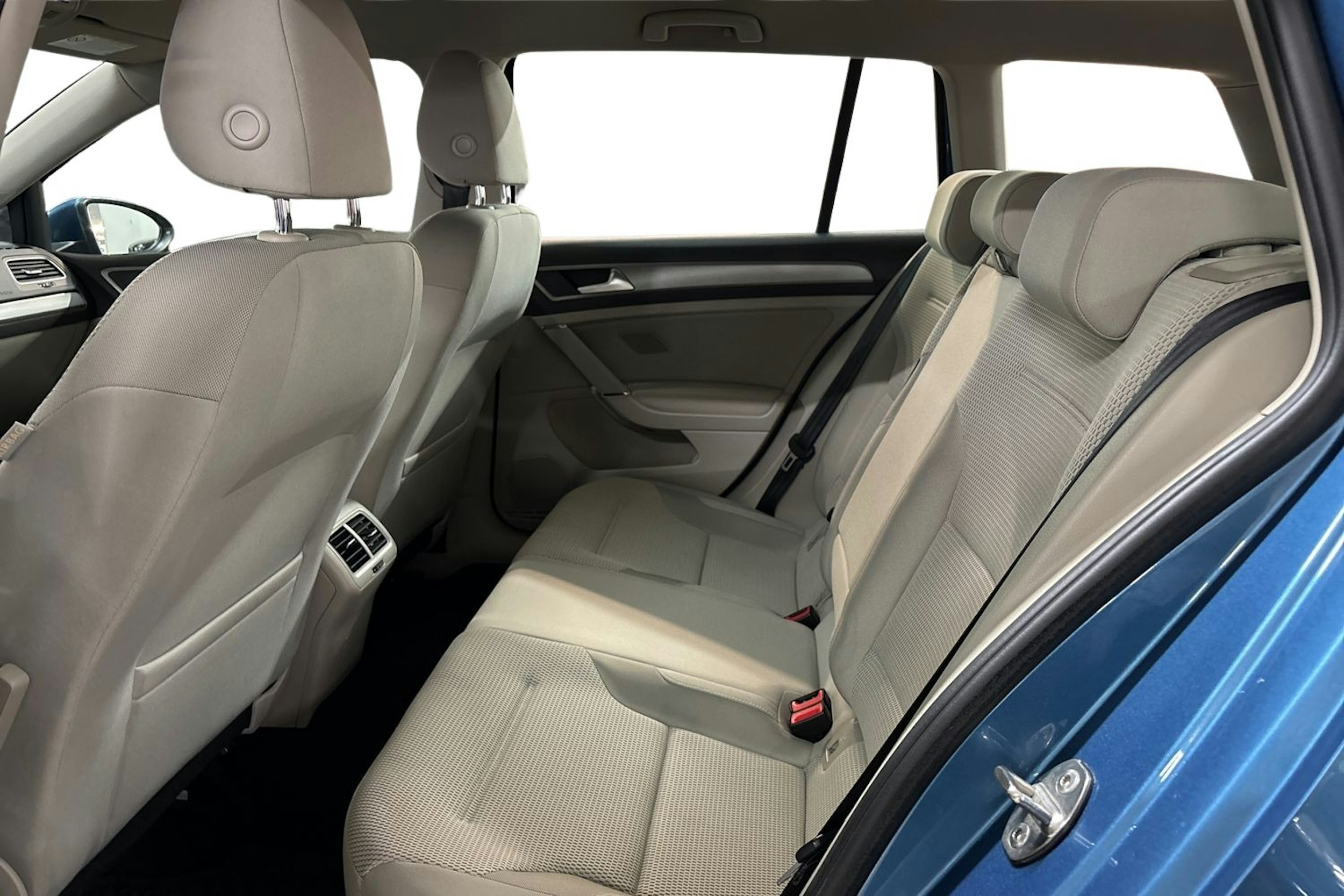 Sininen Volkswagen GOLF 2014 kuva 10.