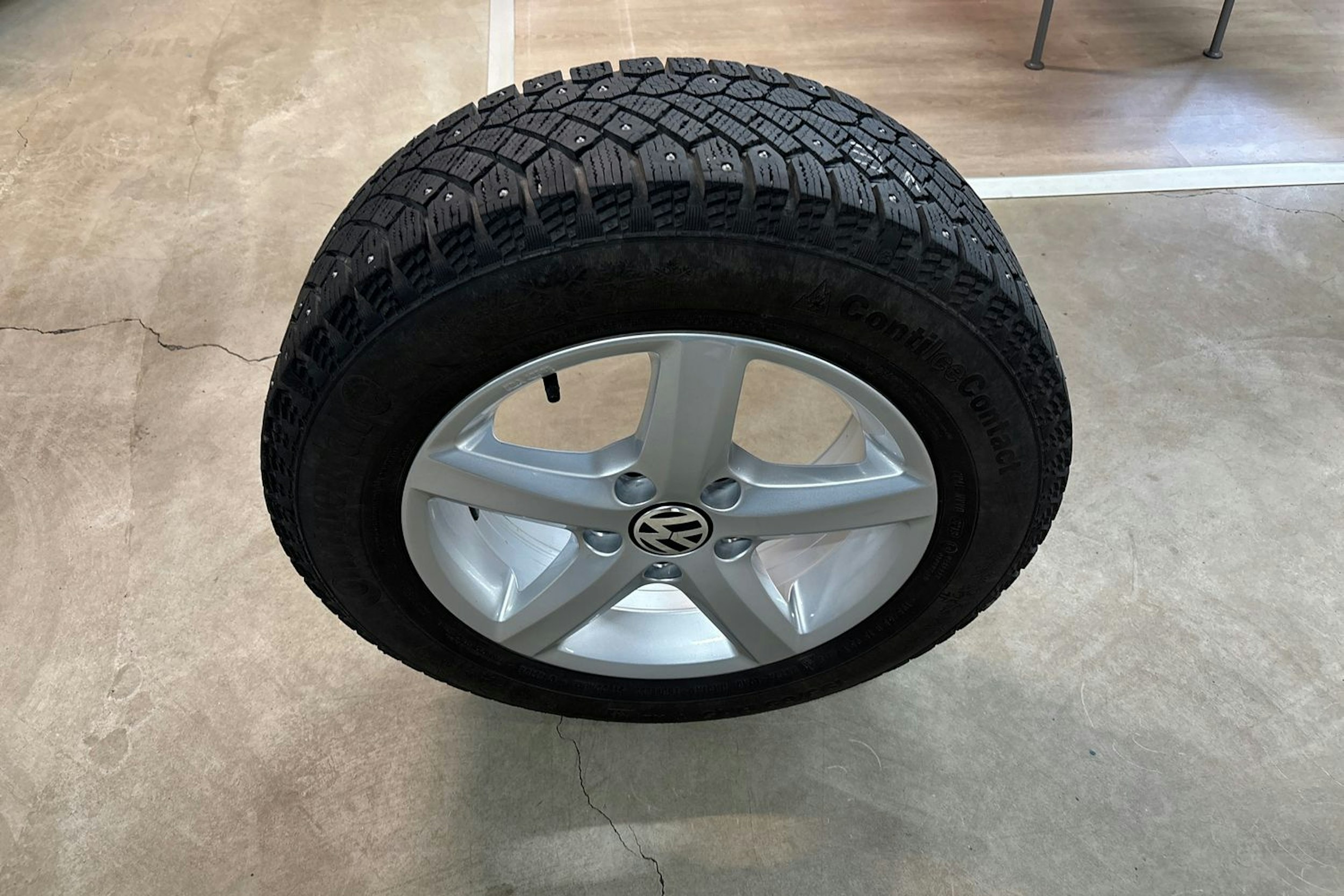 Sininen Volkswagen GOLF 2014 kuva 13.