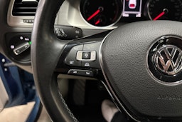 Sininen Volkswagen GOLF 2014 kuva 15.