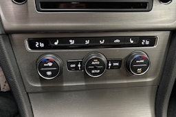 Sininen Volkswagen GOLF 2014 kuva 23.