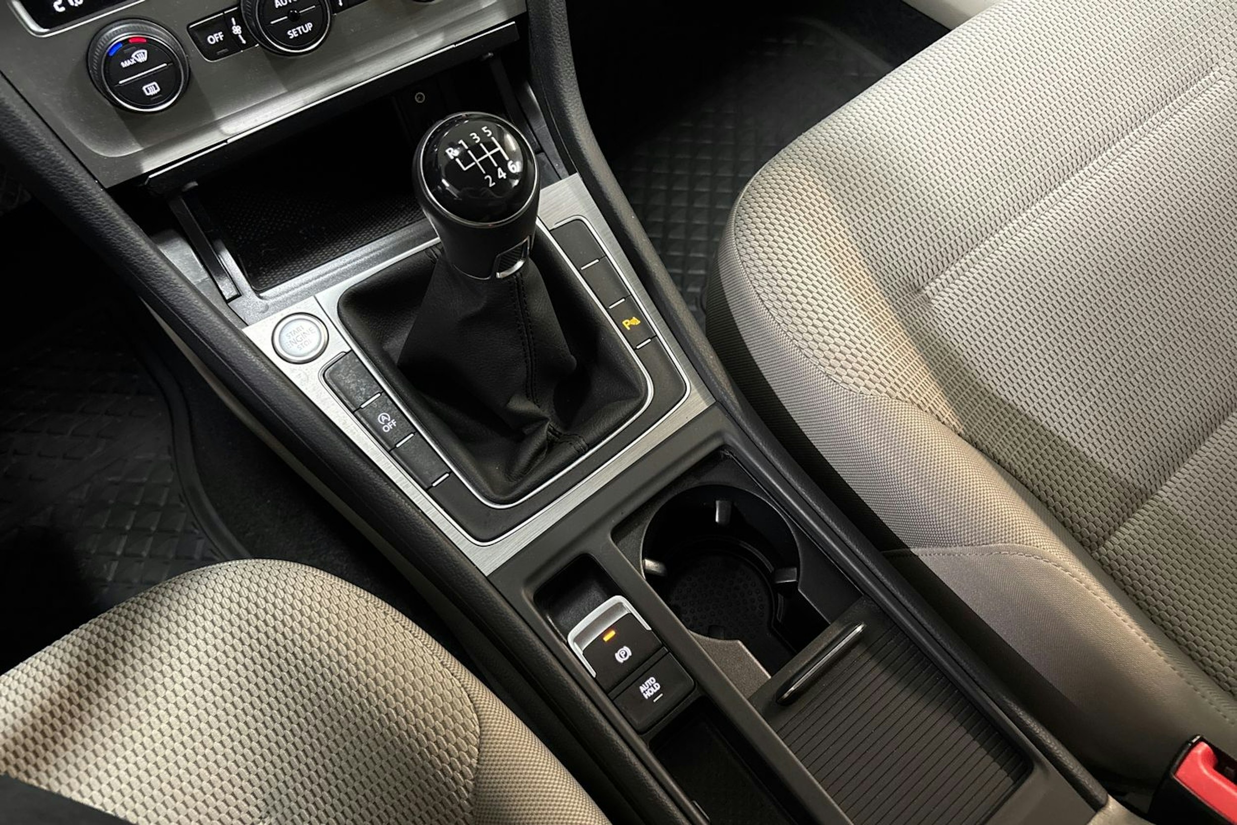 Sininen Volkswagen GOLF 2014 kuva 24.