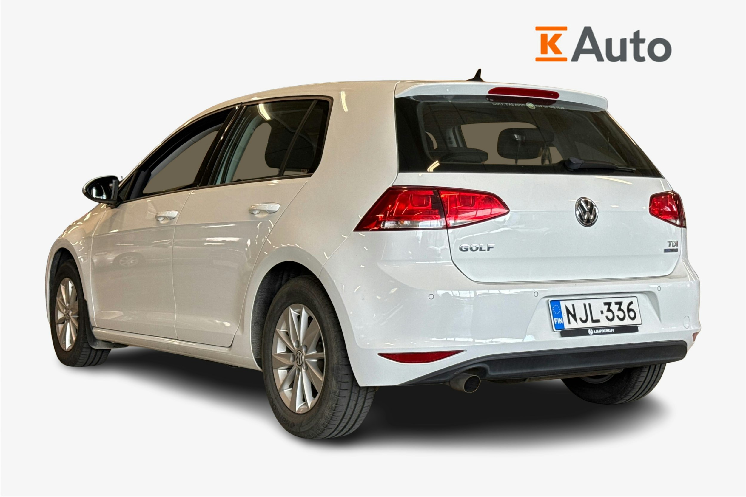 valkoinen Volkswagen Golf 2014 kuva 2.