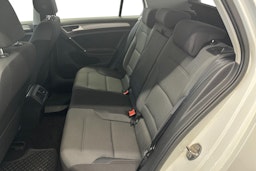 valkoinen Volkswagen Golf 2014 kuva 8.