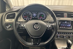 valkoinen Volkswagen Golf 2014 kuva 12.