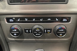 valkoinen Volkswagen Golf 2014 kuva 19.