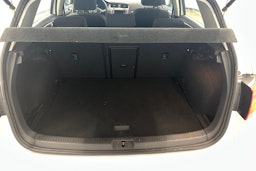 valkoinen Volkswagen Golf 2014 kuva 20.
