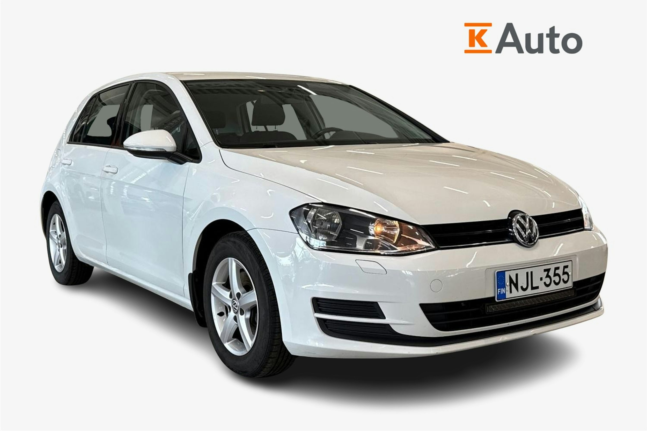 valkoinen Volkswagen Golf 2014 kuva 1.