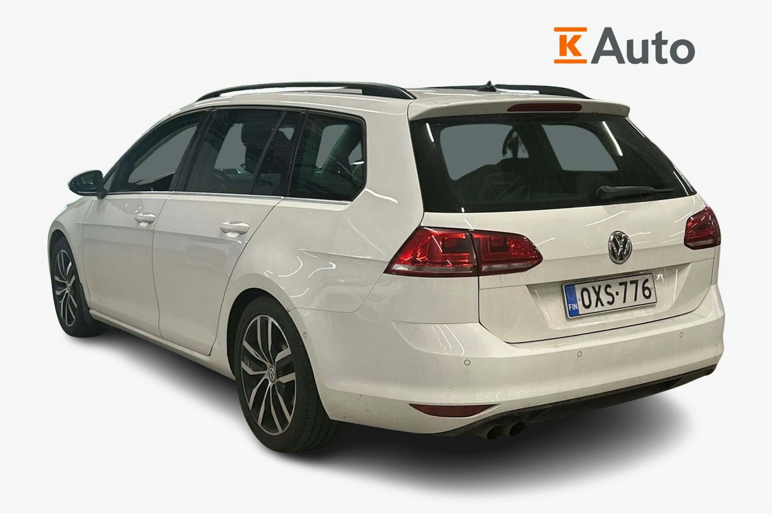 valkoinen Volkswagen Golf 2014 kuva 2.
