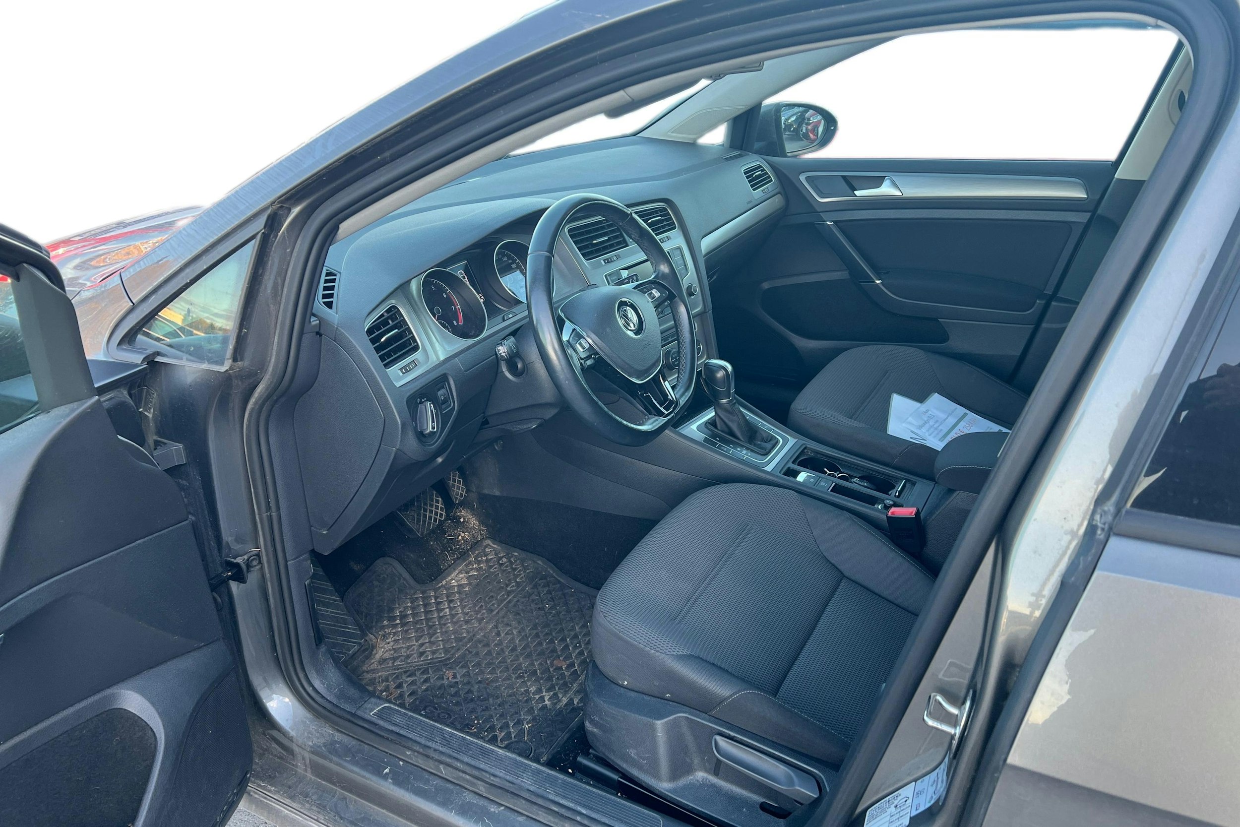 harmaa Volkswagen Golf 2015 kuva 3.