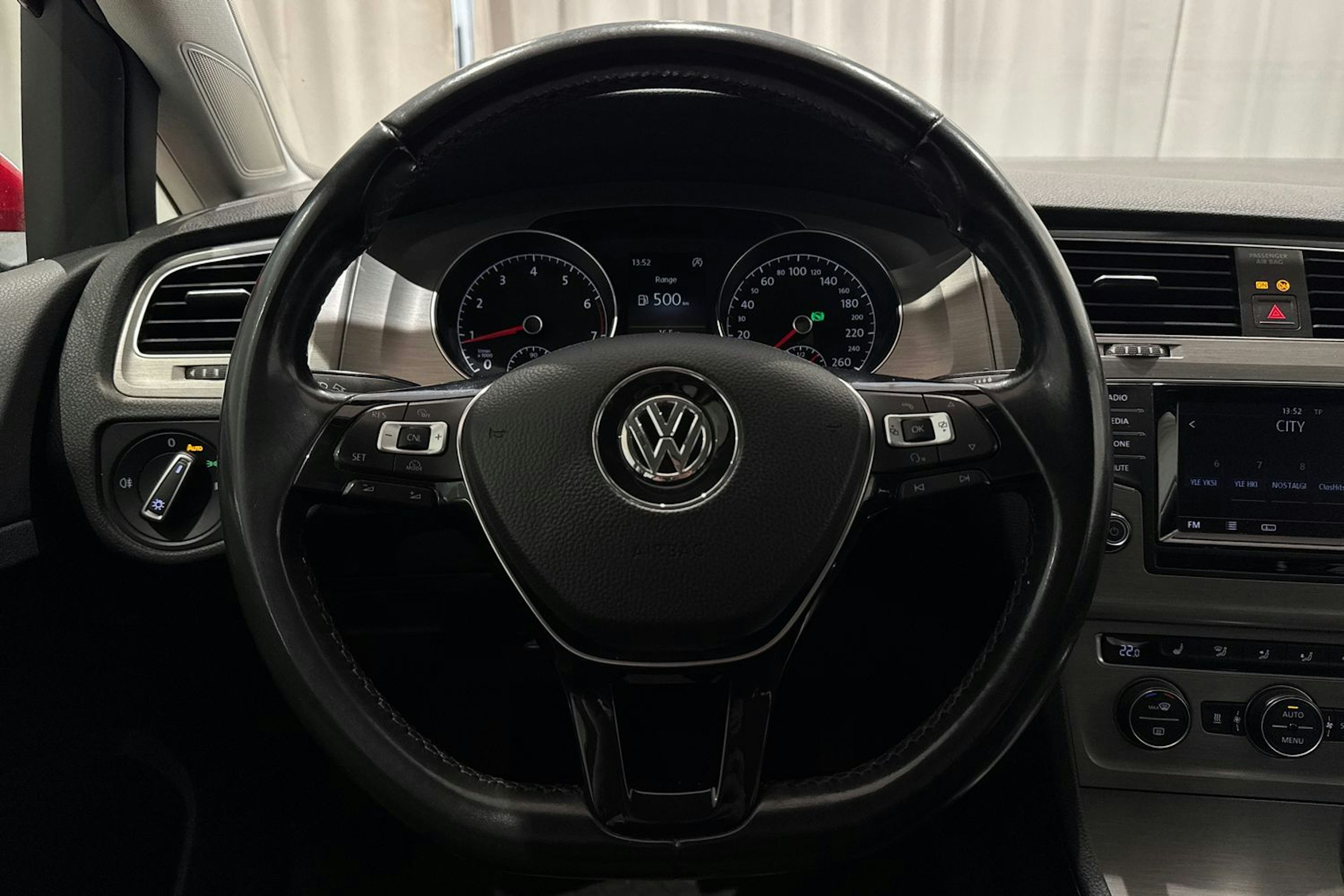 punainen Volkswagen Golf 2014 kuva 18.