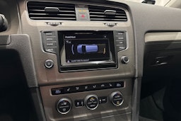 punainen Volkswagen Golf 2014 kuva 21.