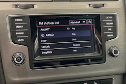 punainen Volkswagen Golf 2015 kuva 17.