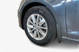 harmaa Volkswagen Golf 2015 kuva 12.