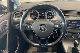 harmaa Volkswagen Golf 2015 kuva 16.
