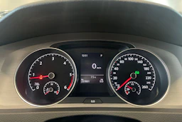 harmaa Volkswagen Golf 2015 kuva 17.