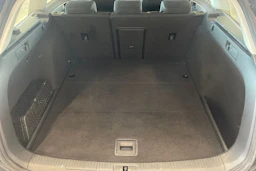 harmaa Volkswagen Golf 2015 kuva 28.