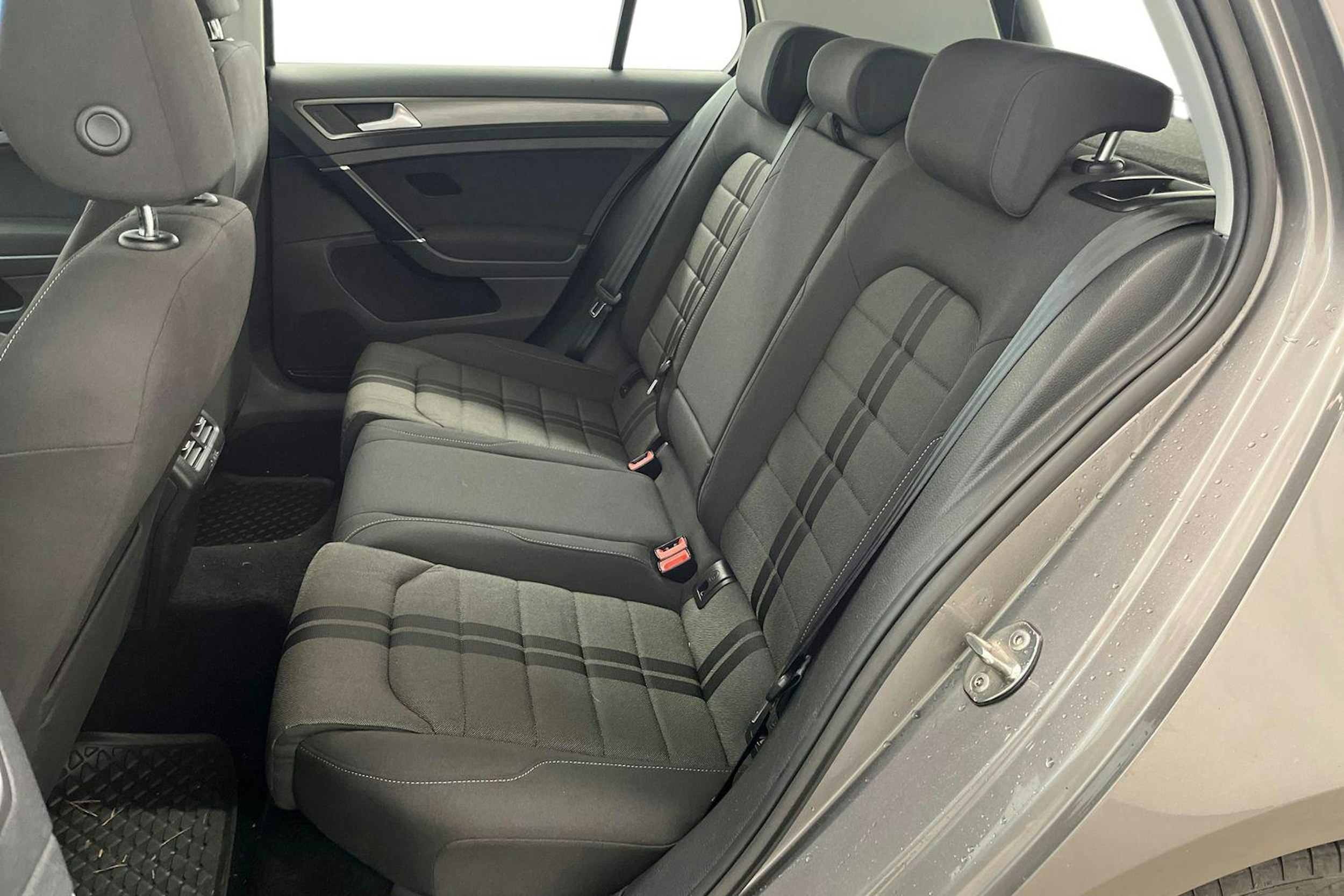 Harmaa Volkswagen GOLF 2014 kuva 8.