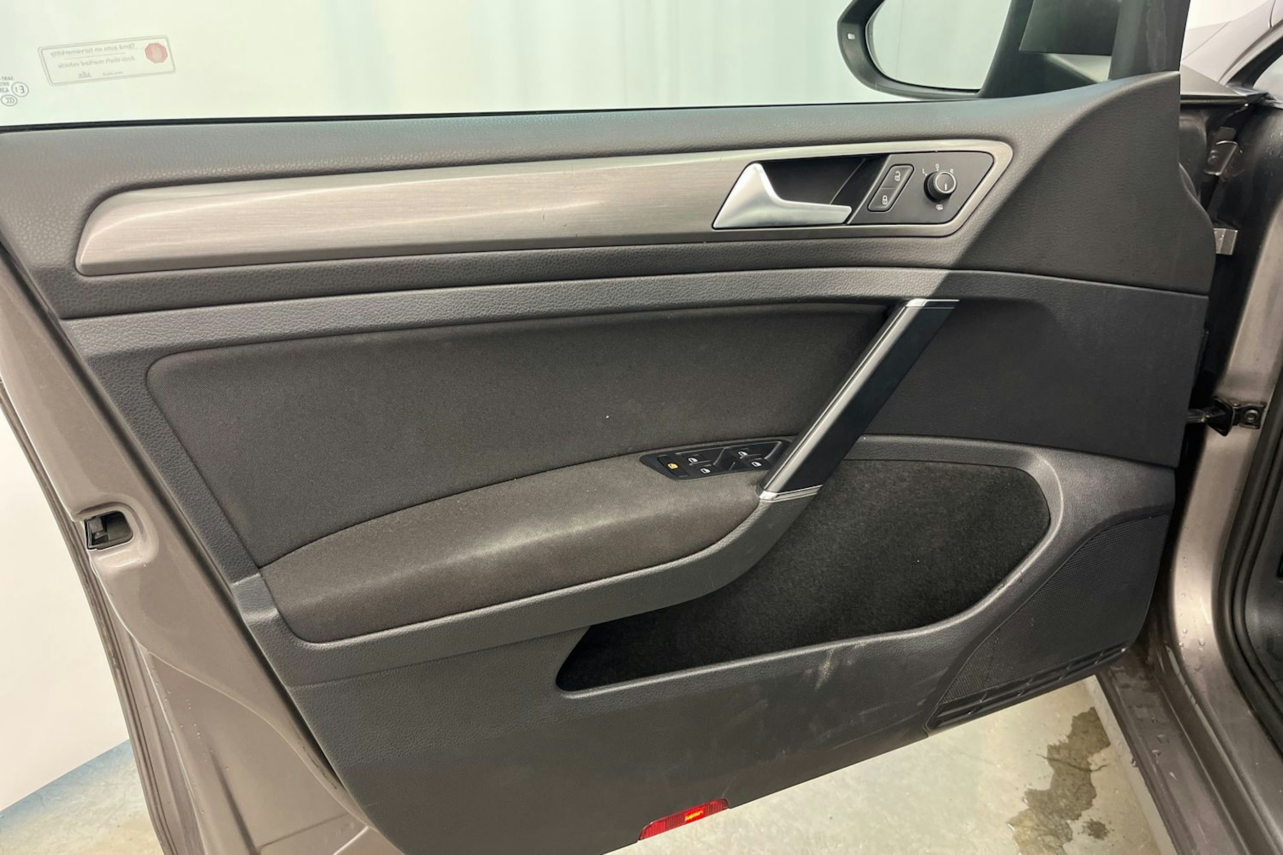 Harmaa Volkswagen GOLF 2014 kuva 16.