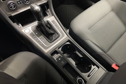 musta Volkswagen Golf 2014 kuva 18.