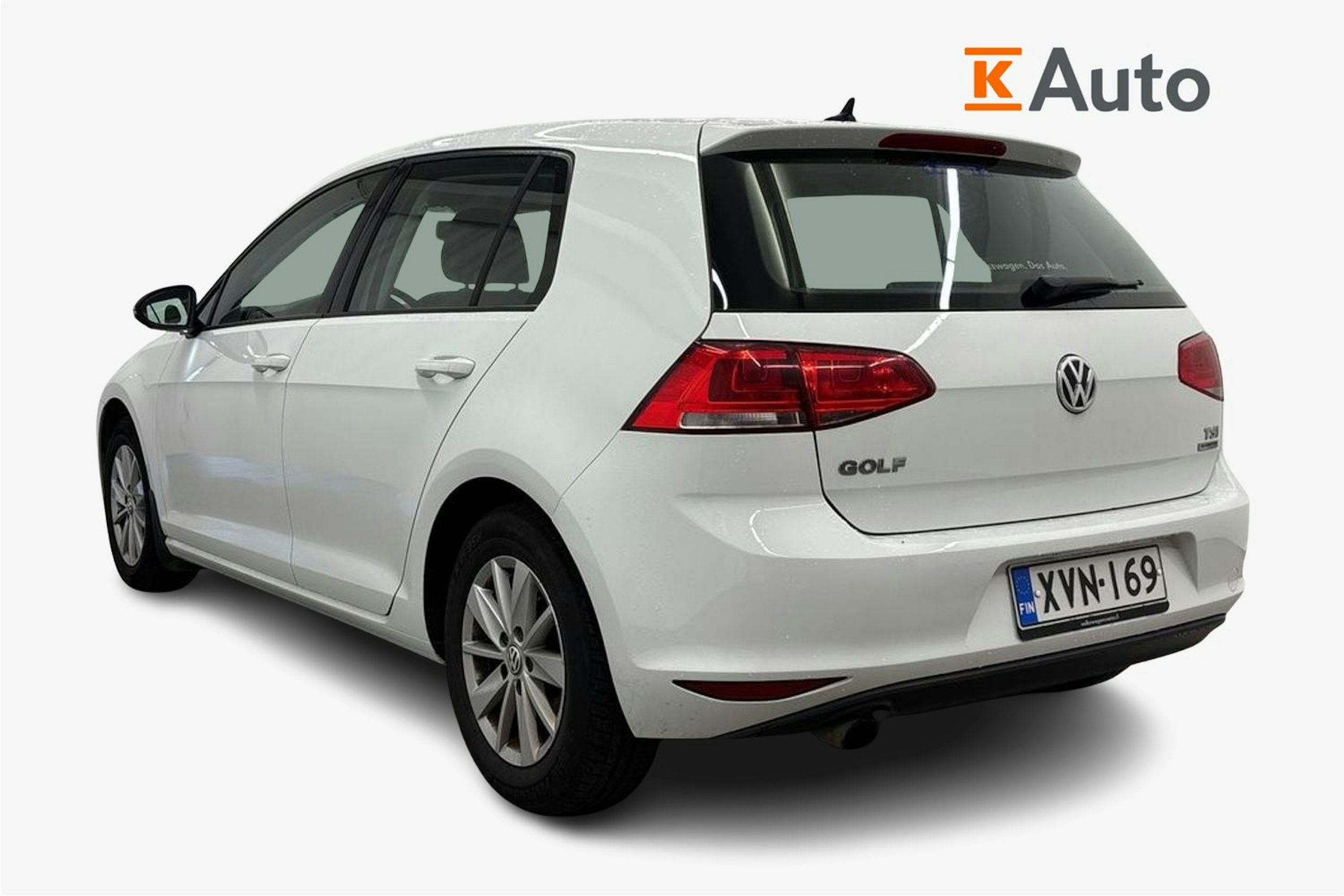 valkoinen Volkswagen Golf 2014 kuva 2.