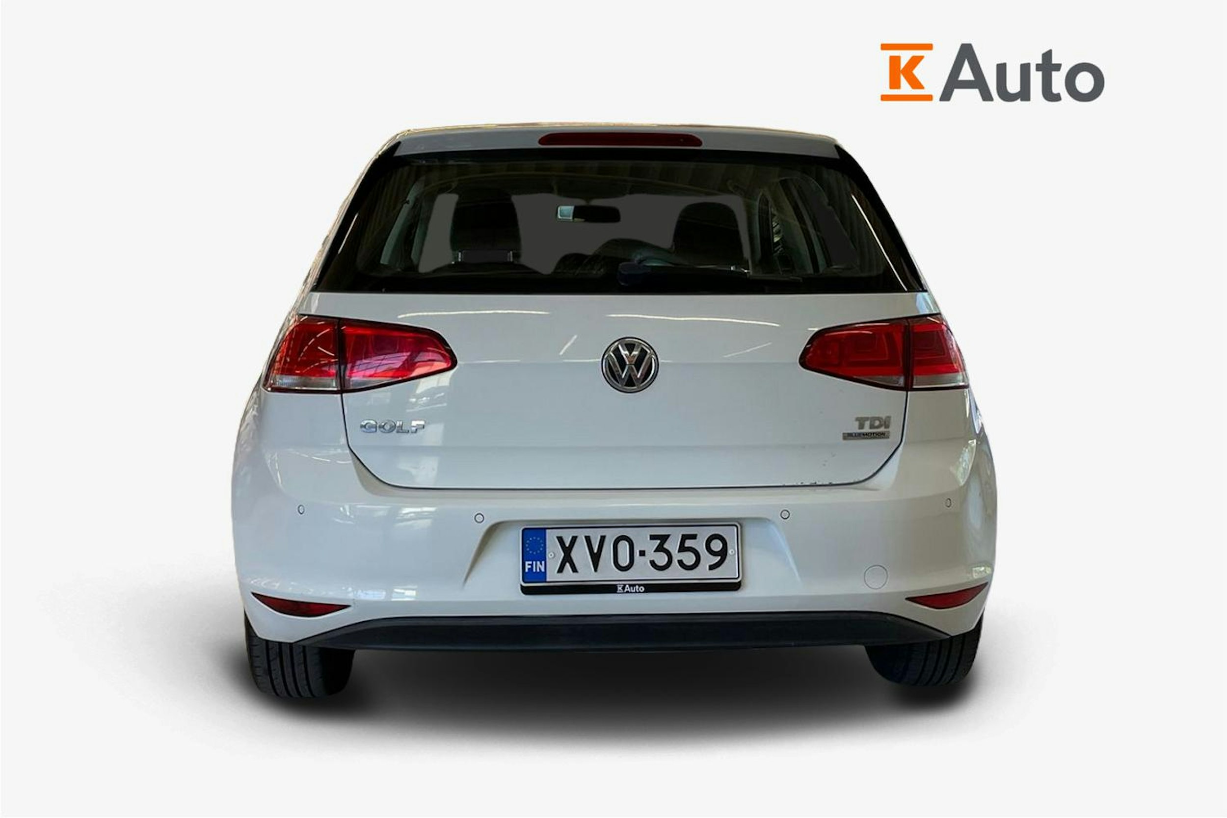 Valkoinen Volkswagen GOLF 2014 kuva 3.