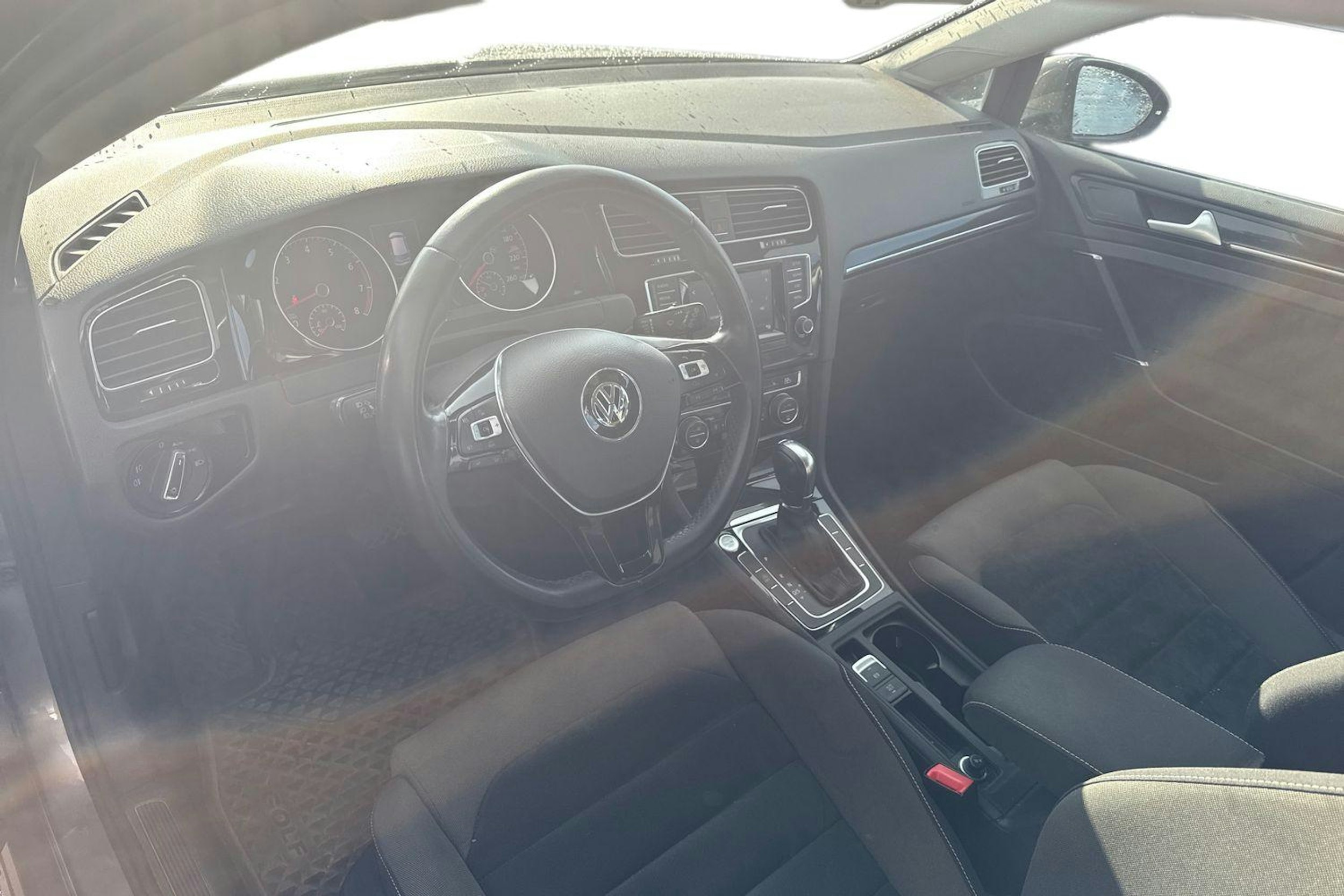 harmaa Volkswagen Golf 2014 kuva 3.