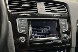 harmaa Volkswagen Golf 2014 kuva 18.