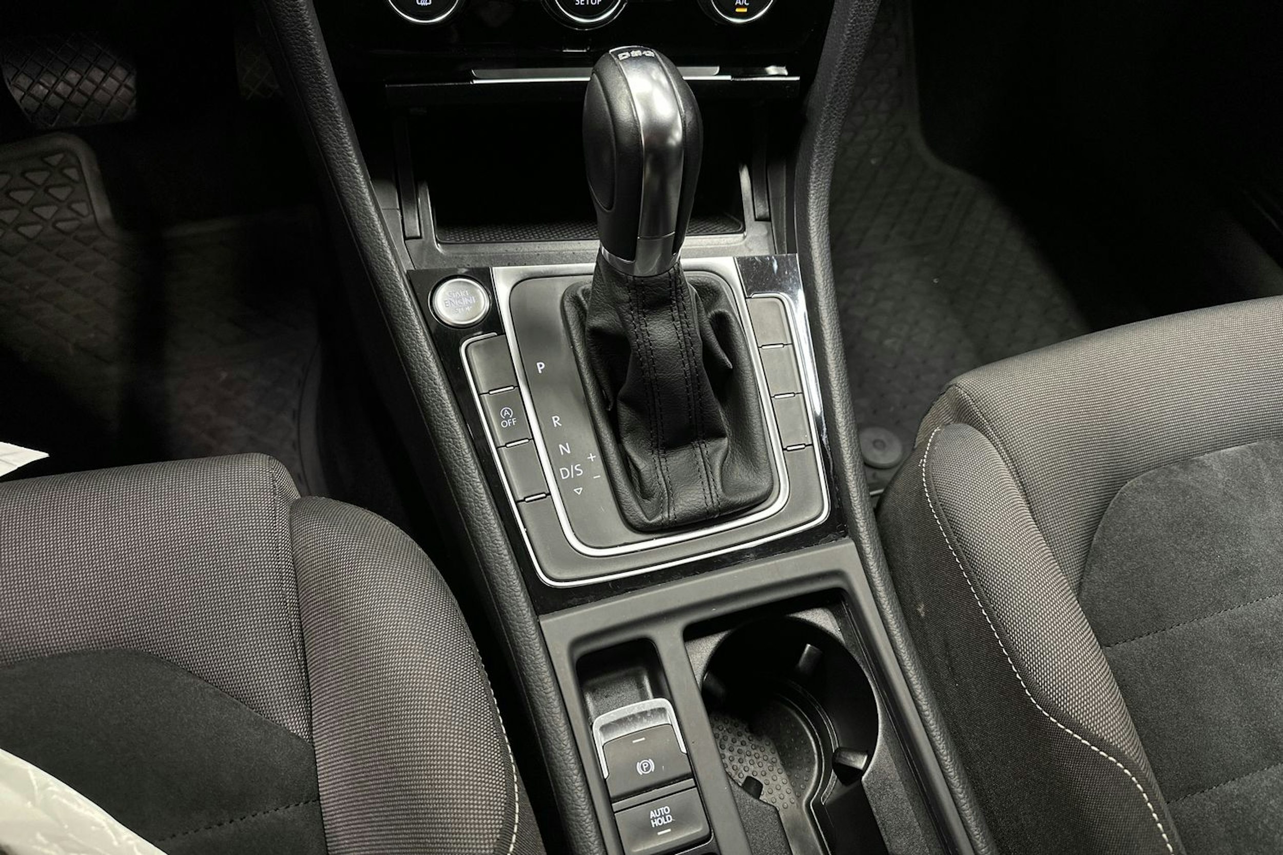 harmaa Volkswagen Golf 2014 kuva 20.