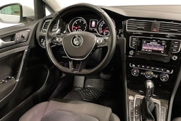 valkoinen Volkswagen Golf 2014 kuva 10.