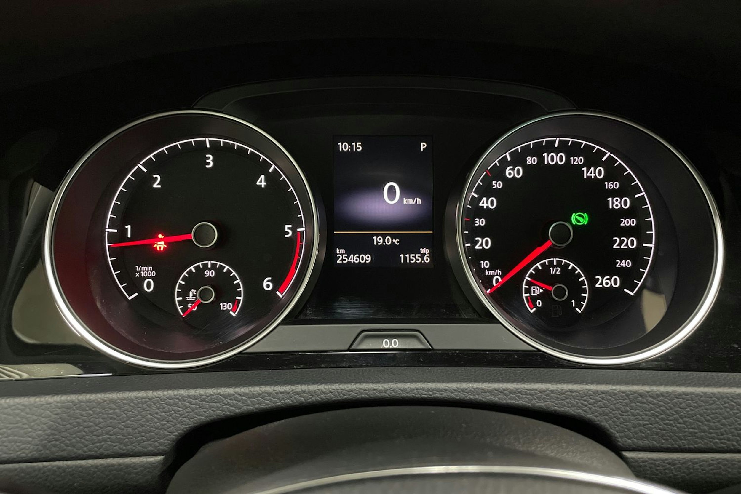 valkoinen Volkswagen Golf 2014 kuva 15.