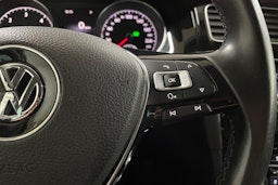 valkoinen Volkswagen Golf 2014 kuva 17.