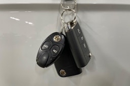 valkoinen Volkswagen Golf 2014 kuva 24.