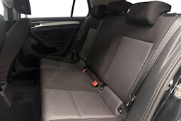 Musta Volkswagen GOLF 2014 kuva 10.