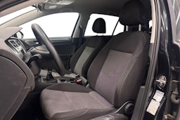 Musta Volkswagen GOLF 2014 kuva 11.