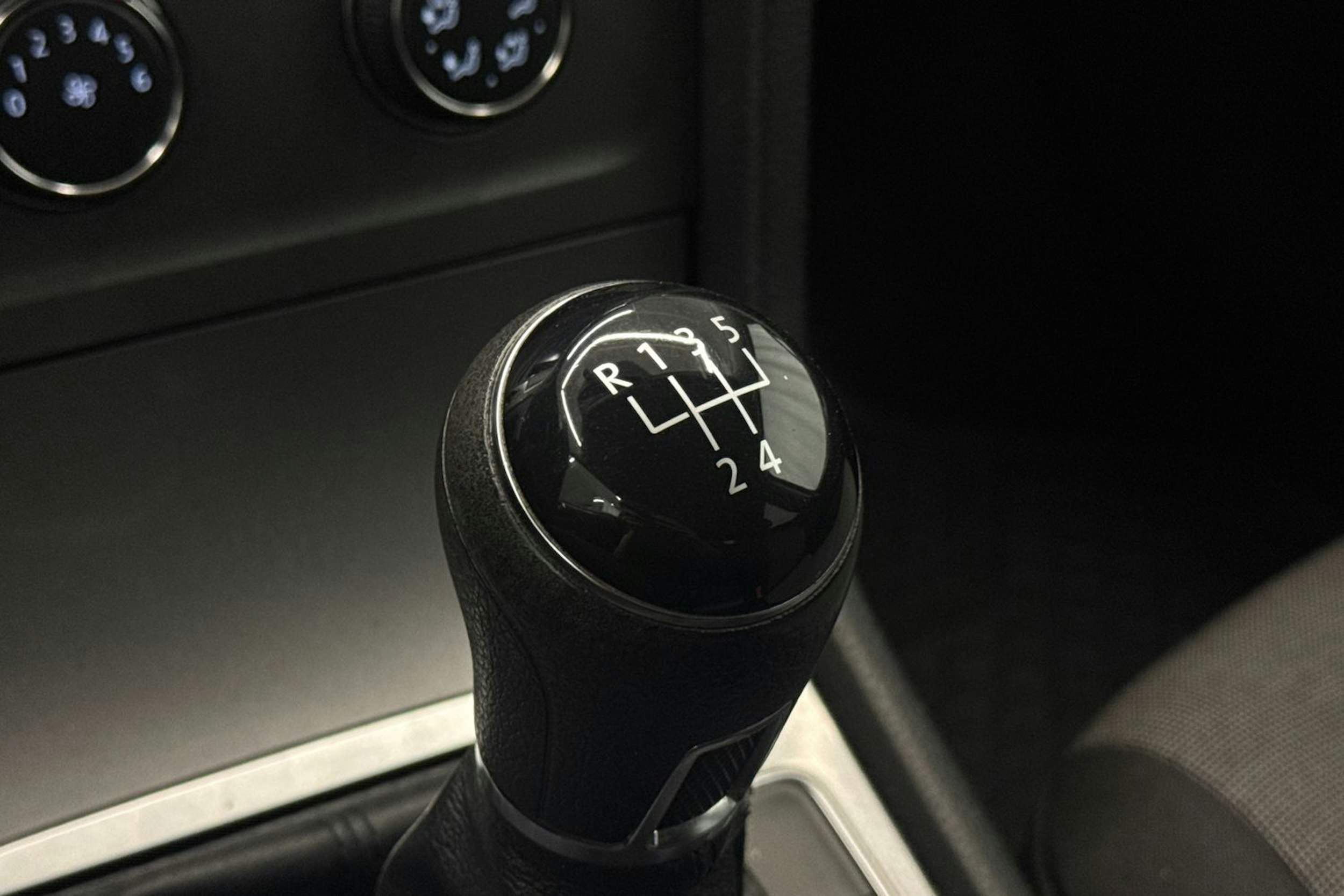 Musta Volkswagen GOLF 2014 kuva 20.