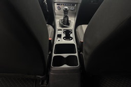 Musta Volkswagen GOLF 2014 kuva 28.
