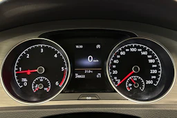 Valkoinen Volkswagen GOLF 2014 kuva 19.