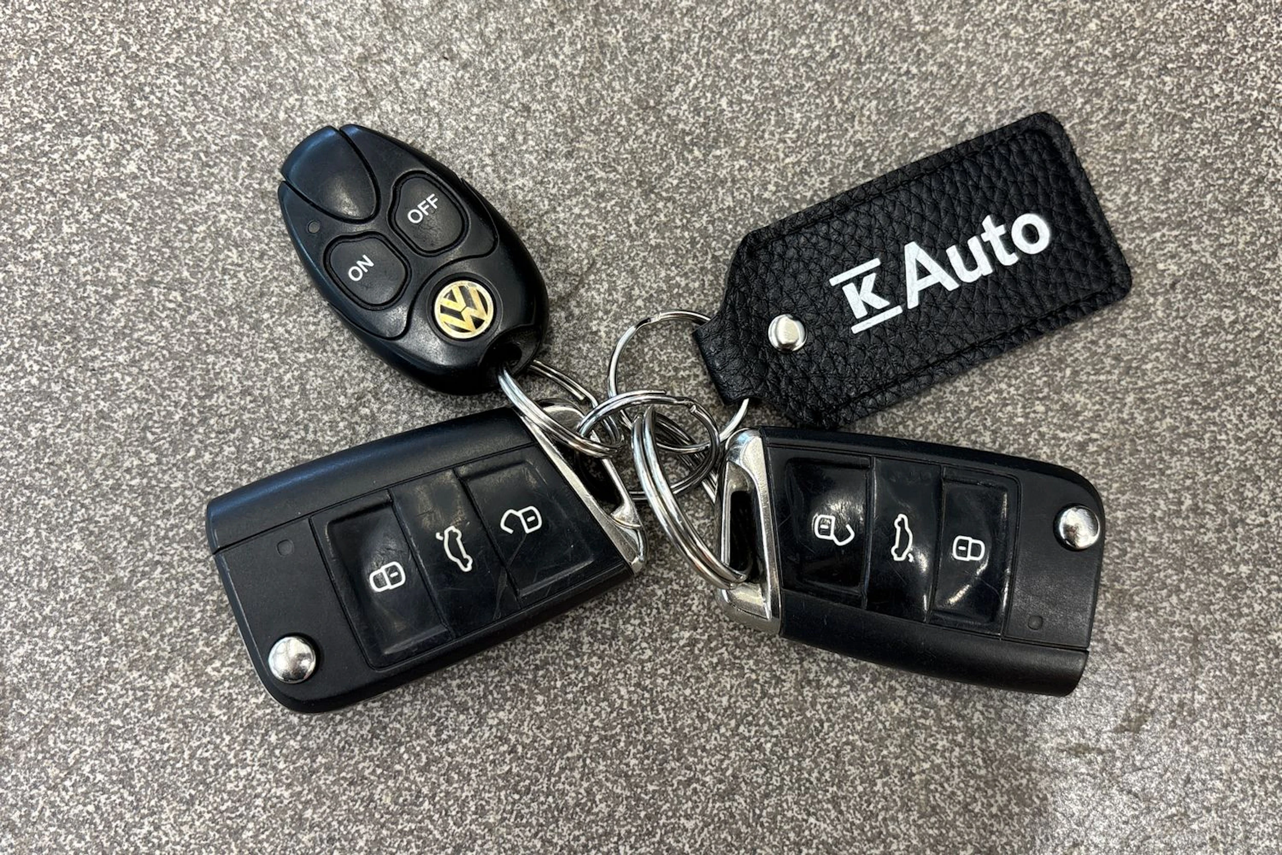 Valkoinen Volkswagen GOLF 2014 kuva 25.