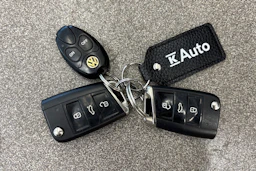 Valkoinen Volkswagen GOLF 2014 kuva 25.