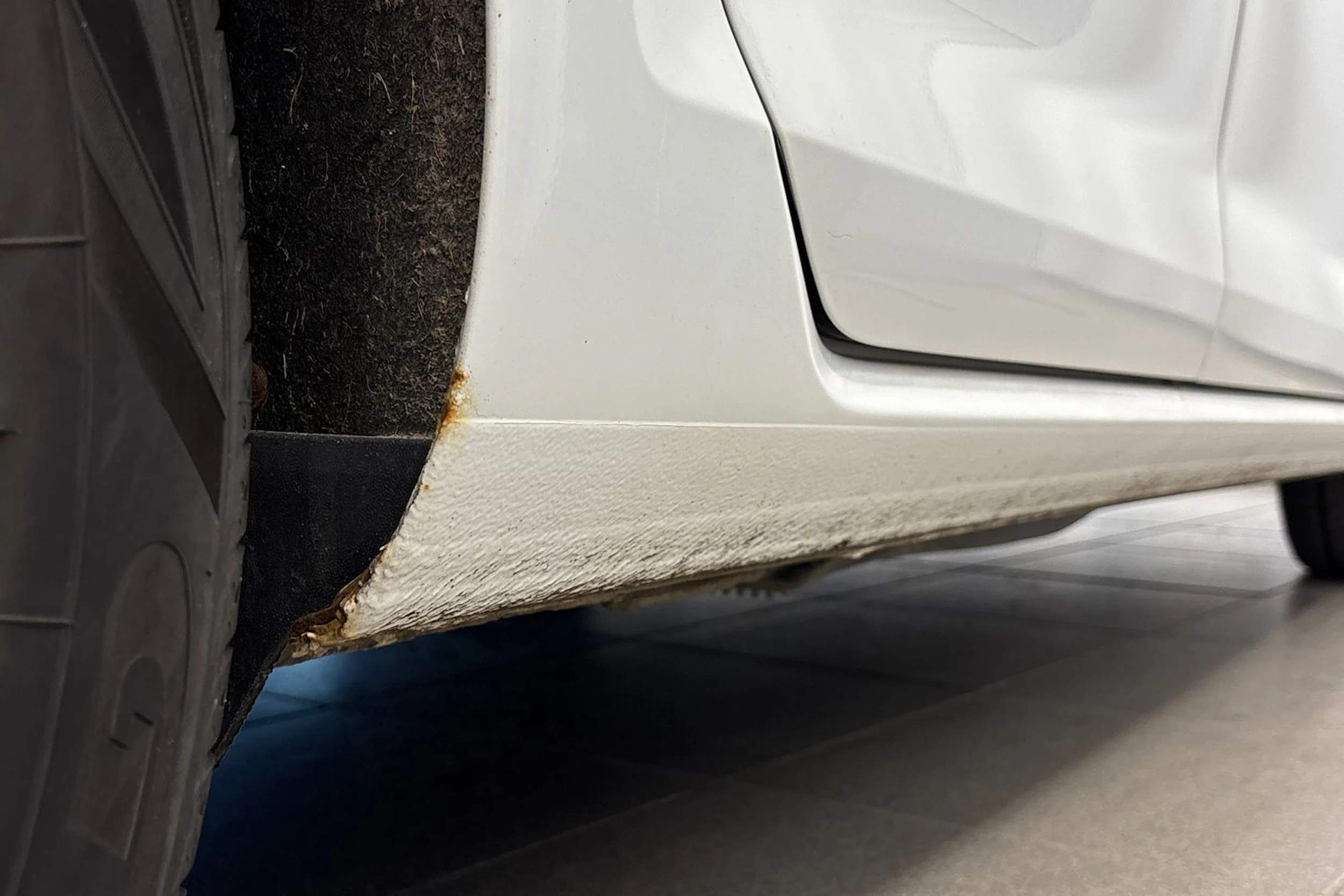 Valkoinen Volkswagen GOLF 2014 kuva 34.