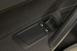 Sininen Volkswagen GOLF 2014 kuva 11.