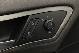 Sininen Volkswagen GOLF 2014 kuva 12.